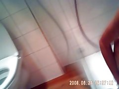 Прихована камера дружиною літні мама