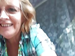 Двоє чоловіків і гаряча літні